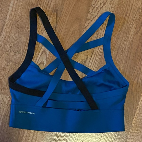 Reebok Sports Bra - Picture 2 of 3